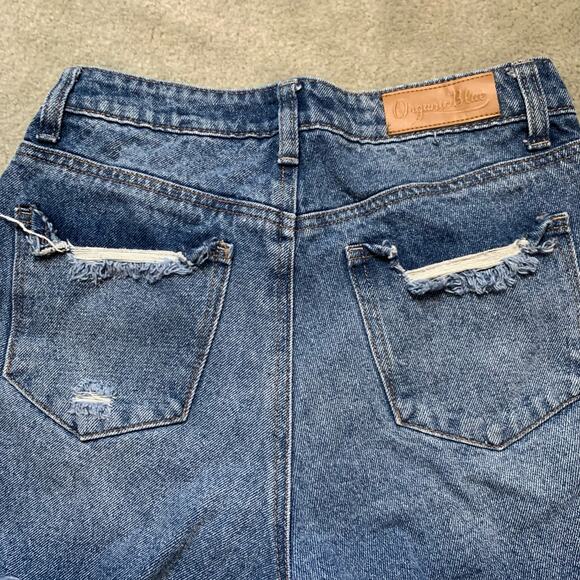 Organic Blue Distressed Raw Hem Denim Mom Shorts, Size 2 - Picture 2 of 5